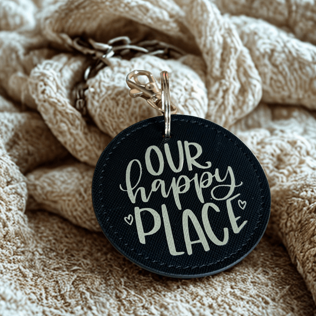 Hervé le porte-clés : rond - Our happy place